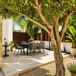 Unique Luxurious Prázdninový dům Ayia Napa