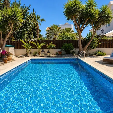 Unique Luxurious